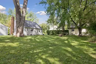 2922 Old Hwy 8, Roseville, MN 55113 - Photo 37