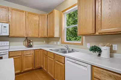17586 91st Avenue N, Maple Grove, MN 55311 - Photo 15