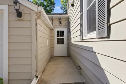 131 Elm Street E, Norwood Young America, MN 55368 - Photo 3
