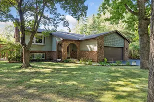 4469 Wood Duck Dr, Vadnais Heights, MN 55127 - Photo 1