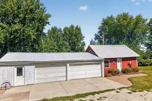 6119 County Rd 10 SE, Dover, MN 55929 - Photo 3