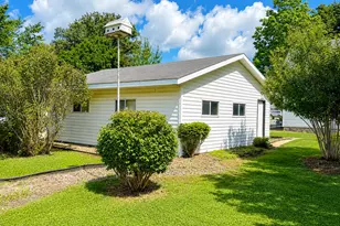 713 N Broadway St, Le Roy, MN 55951 - Photo 27