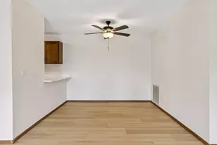 942 E Travelers Trail, Burnsville, MN 55337 - Photo 11