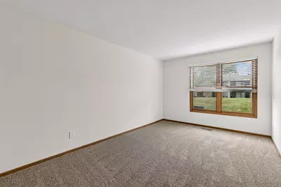 942 E Travelers Trail #58, Burnsville, MN 55337 - Photo 15
