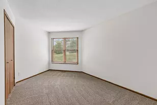 942 E Travelers Trail, Burnsville, MN 55337 - Photo 13