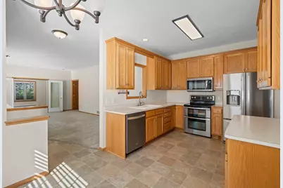 393 Allen Avenue, Little Canada, MN 55117 - Photo 5