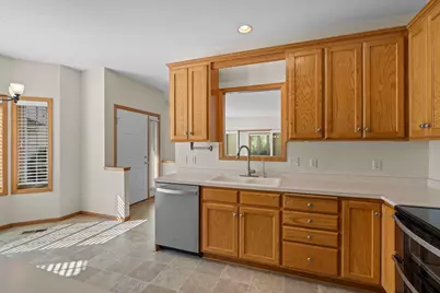 393 Allen Avenue, Little Canada, MN 55117 - Photo 7