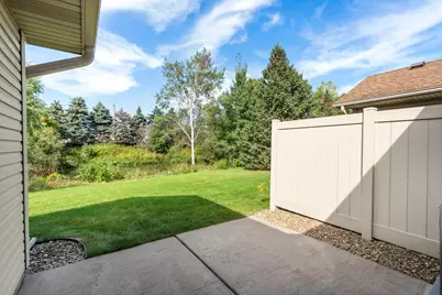 393 Allen Avenue, Little Canada, MN 55117 - Photo 17