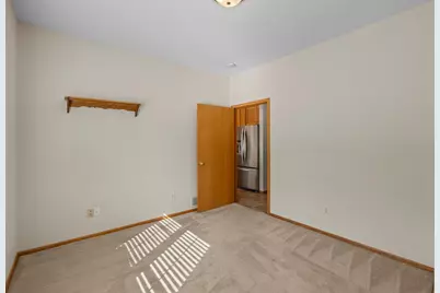 393 Allen Avenue, Little Canada, MN 55117 - Photo 15