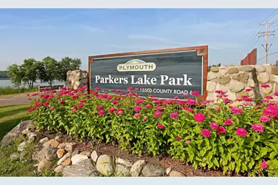1900 Lanewood Lane N, Plymouth, MN 55447 - Photo 25