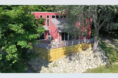 24425 County Road 17, Winona, MN 55987 - Photo 1