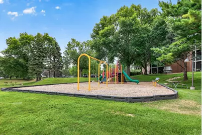 1700 Four Oaks Road #159, Eagan, MN 55121 - Photo 29