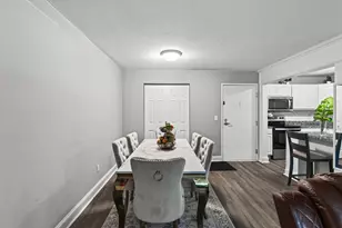 1700 Four Oaks Rd, Eagan, MN 55121 - Photo 9