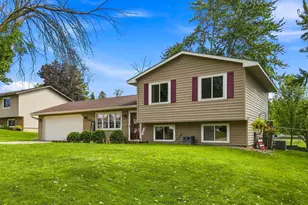 635 23rd St NE, Owatonna, MN 55060 - Photo 37