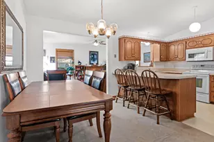 5563 Asbury St, Shoreview, MN 55126 - Photo 7