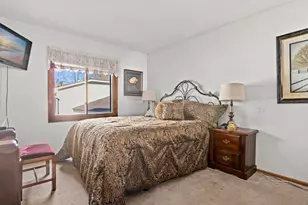5563 Asbury St, Shoreview, MN 55126 - Photo 13