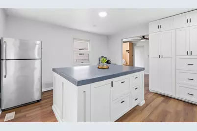4716 Washburn Avenue N, Minneapolis, MN 55430 - Photo 9