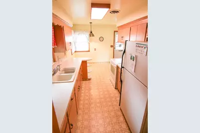 2313 55th Avenue N, Brooklyn Center, MN 55430 - Photo 5