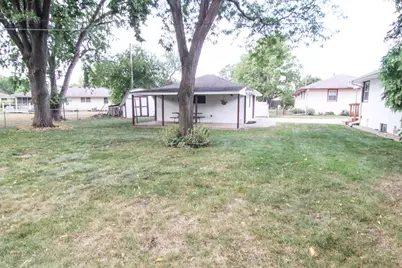 2313 55th Avenue N, Brooklyn Center, MN 55430 - Photo 41