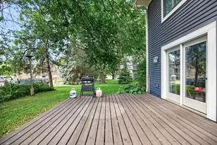 1128 Fox Run Rd, Waconia, MN 55387 - Photo 5