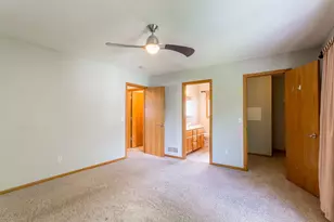 8284 Ashford Rd, Woodbury, MN 55125 - Photo 41