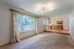 8284 Ashford Rd, Woodbury, MN 55125 - Photo 33