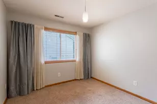 8284 Ashford Rd, Woodbury, MN 55125 - Photo 35