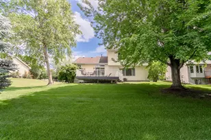 8284 Ashford Rd, Woodbury, MN 55125 - Photo 7