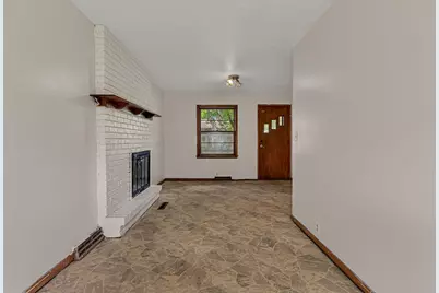 1308 10th Street SW, Willmar, MN 56201 - Photo 3