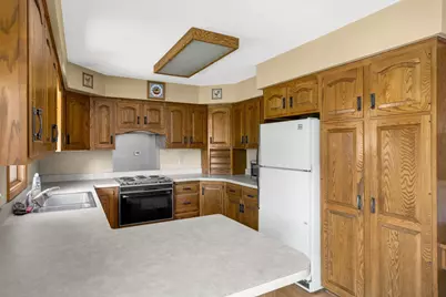 8033 Douglas Drive N, Brooklyn Park, MN 55443 - Photo 7