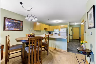 4845 W 123rd Street #201, Savage, MN 55378 - Photo 5