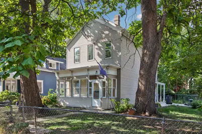 241 Banfil Street, Saint Paul, MN 55102 - Photo 1