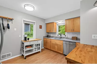 1641 Idaho Avenue S, Saint Louis Park, MN 55426 - Photo 9