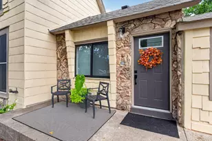 1084 Sylvan St, Saint Paul, MN 55117 - Photo 5