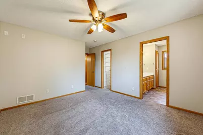160 Orchard Avenue SE, Hutchinson, MN 55350 - Photo 15