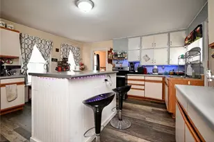 159 E King St, Winona, MN 55987 - Photo 5