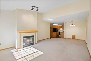 4143 Ruby Ln, Eagan, MN 55122 - Photo 7