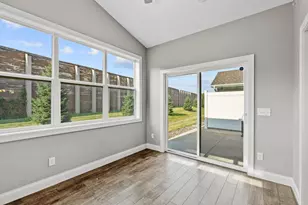 620 Liberty Wy, Vadnais Heights, MN 55127 - Photo 9