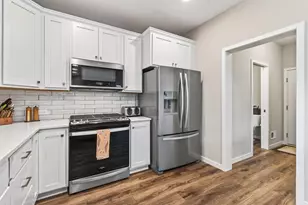 4139 Isaac Ct, Vadnais Heights, MN 55127 - Photo 13