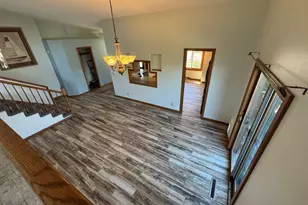 4002 Oak Knoll Dr, Eau Claire, WI 54701 - Photo 11
