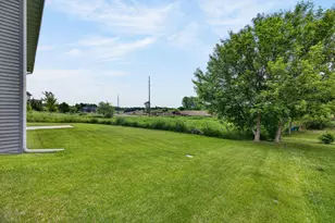 11411 Latham Ln, Chisago City, MN 55013 - Photo 5