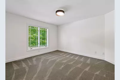 25695 Maple View Court, Shorewood, MN 55331 - Photo 45