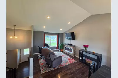 1009 26th Street Loop, Sartell, MN 56377 - Photo 9