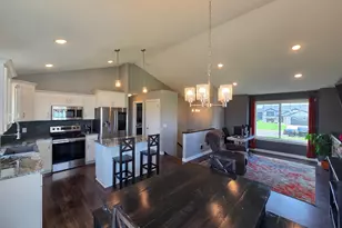 1009 26th Street Loop, Sartell, MN 56377 - Photo 3