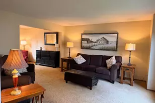 14613 Guthrie Ave S, Apple Valley, MN 55124 - Photo 5