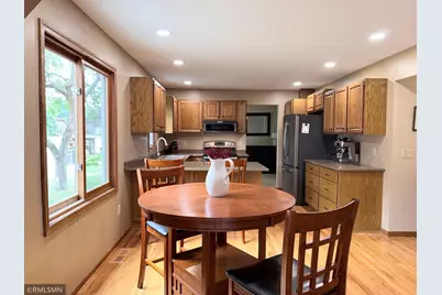 14613 Guthrie Avenue S, Apple Valley, MN 55124 - Photo 7