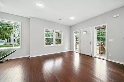 600 W 32nd Street #1, Minneapolis, MN 55408 - Photo 5