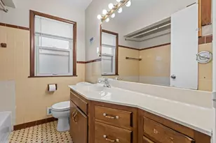 6301 S 5th Ave S, Richfield, MN 55423 - Photo 9