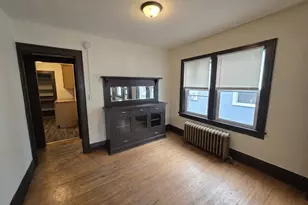 2020 E Franklin Ave S Franklin, Minneapolis, MN 55404 - Photo 3
