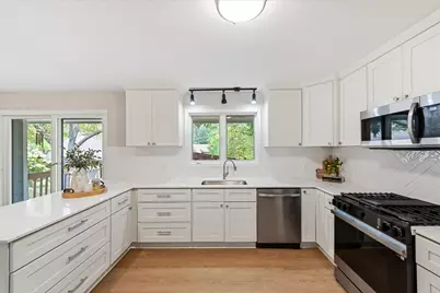 1592 Sherwood Court, Eagan, MN 55122 - Photo 13